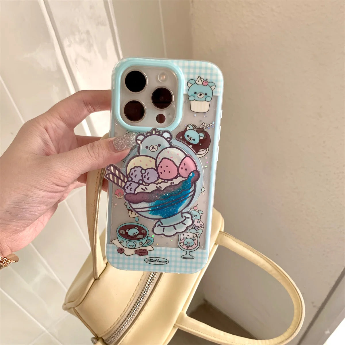 Hello Kitty Bathtub Bath Soak Art Phone Case