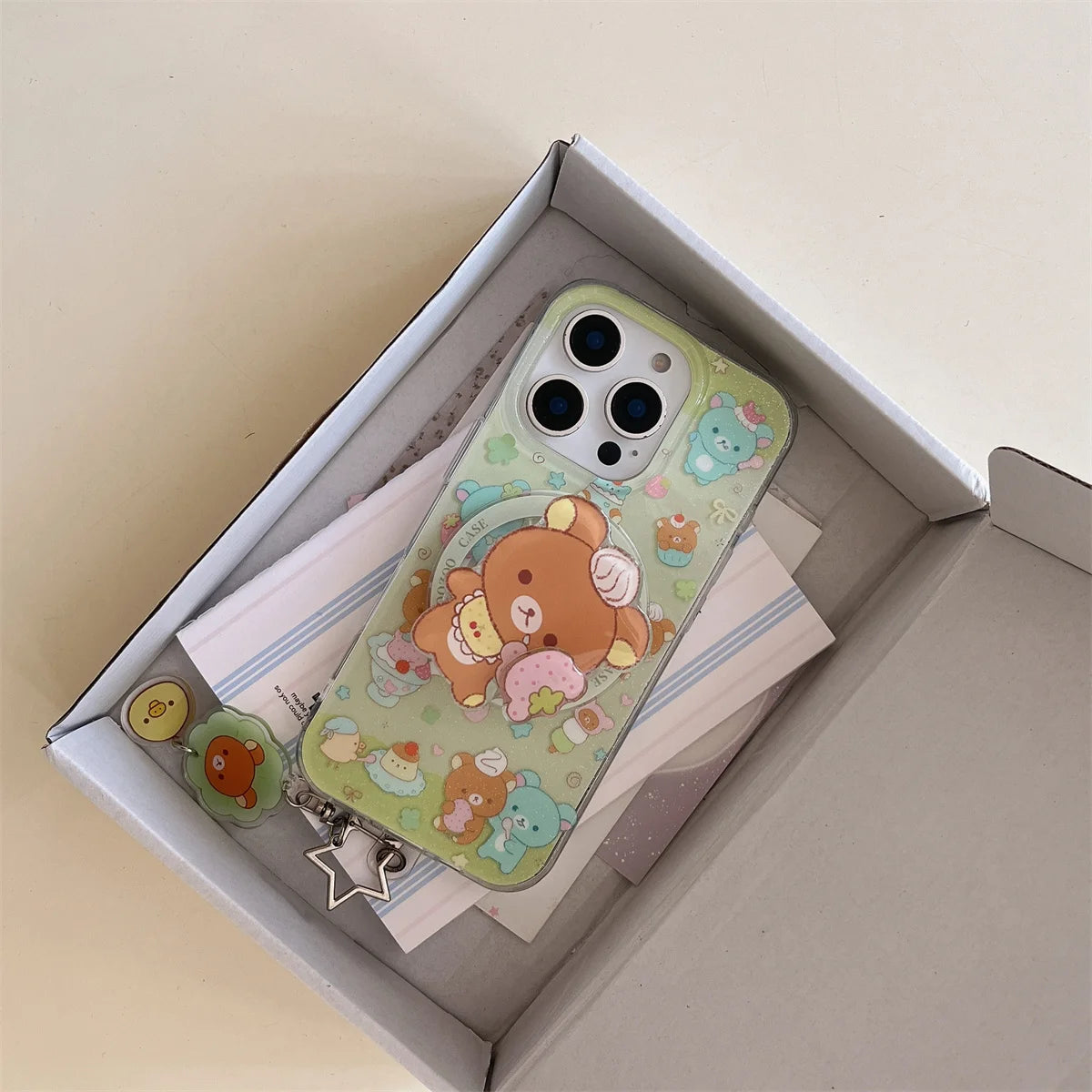 Magnetic Shell With Painted Four Leaf Clover Bear Phone Case and Rotating Magnetic Bracket For iPhone