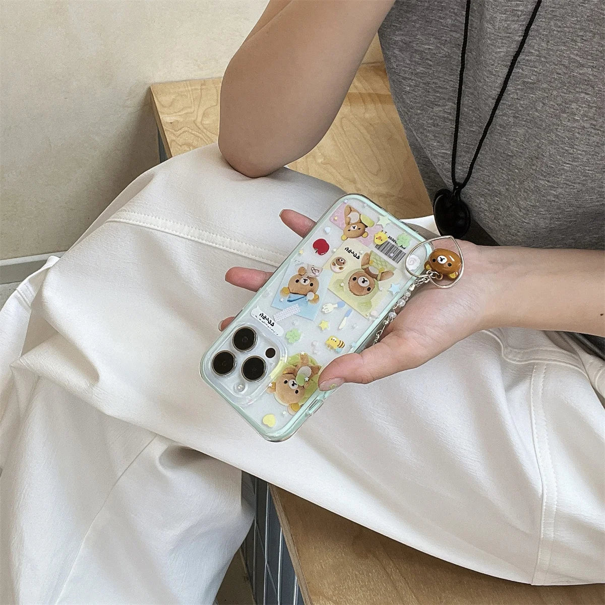New Cute Cartoon Bear Flowers Phone Case