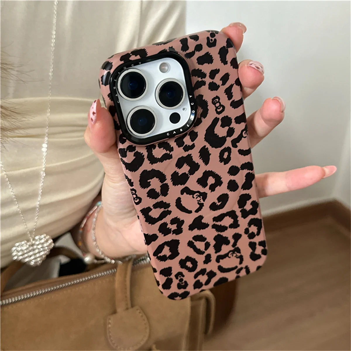 Fashion Brown Leopard Print Magnetic Phone Case