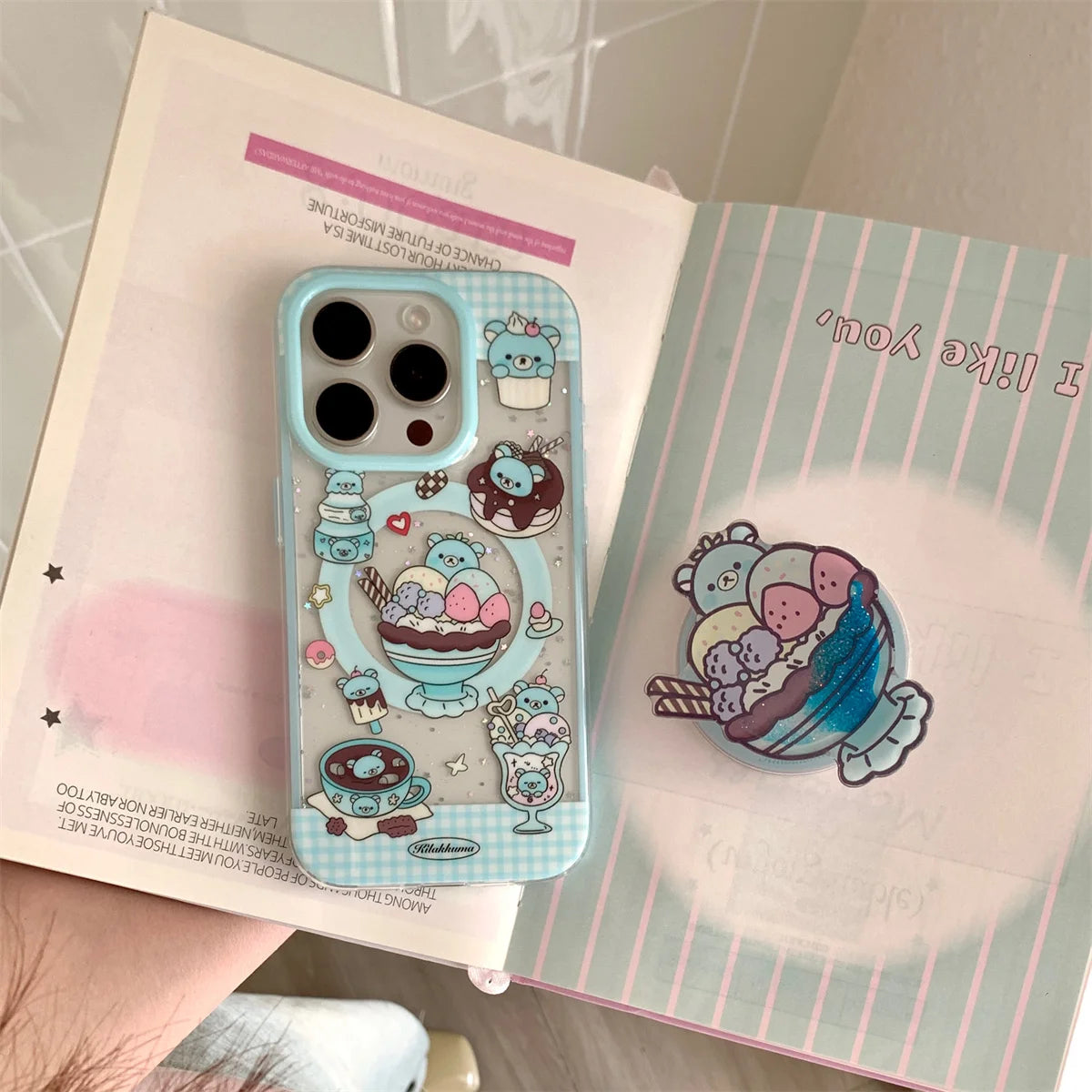 Hello Kitty Bathtub Bath Soak Art Phone Case