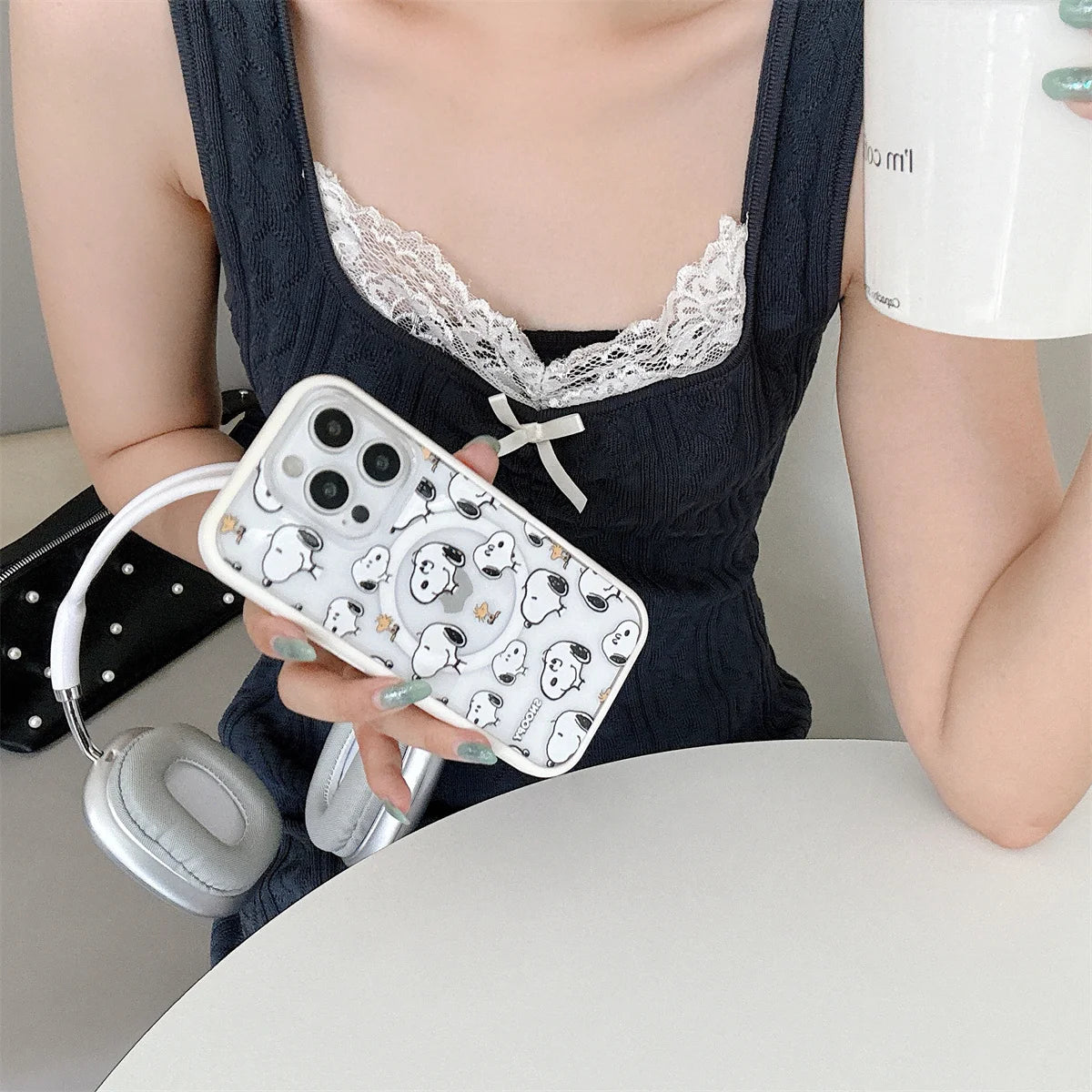 New Cute Cartoon Puppy Magnetic Stand Phone Case